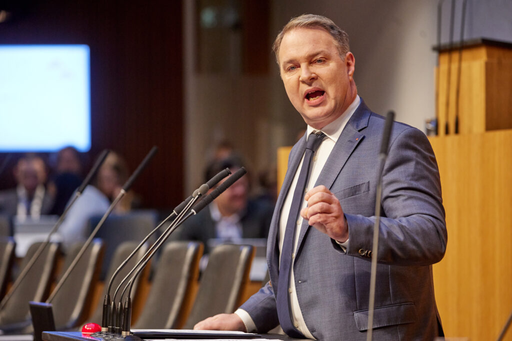 Andi Babler, der Wohnungsminister der den Mietpreisdeckel forciert