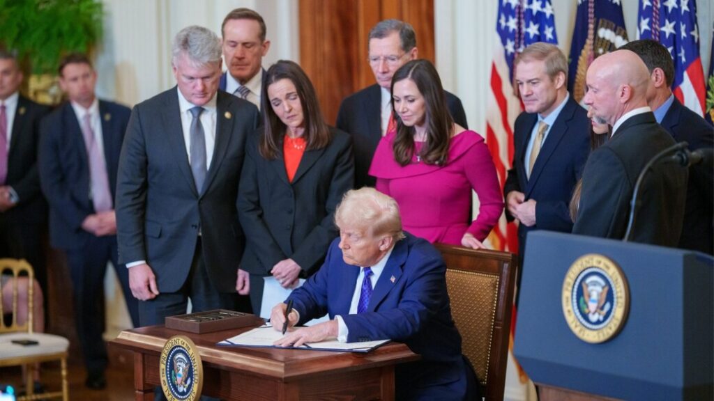 Trump Laken Riley Akt